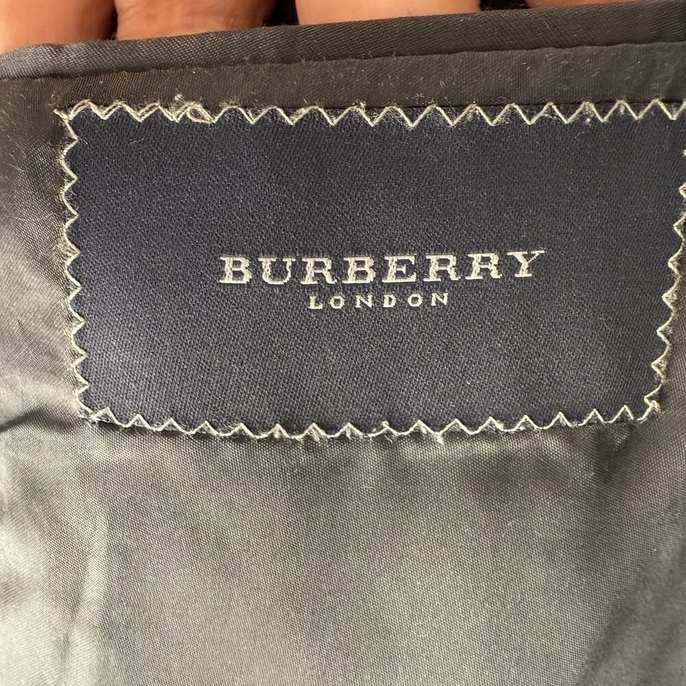 Burberry London 2-Piece Suit‎ 43L 36x40 Gray Pinstriped 100% Wool Made USA - Picture 15 of 16